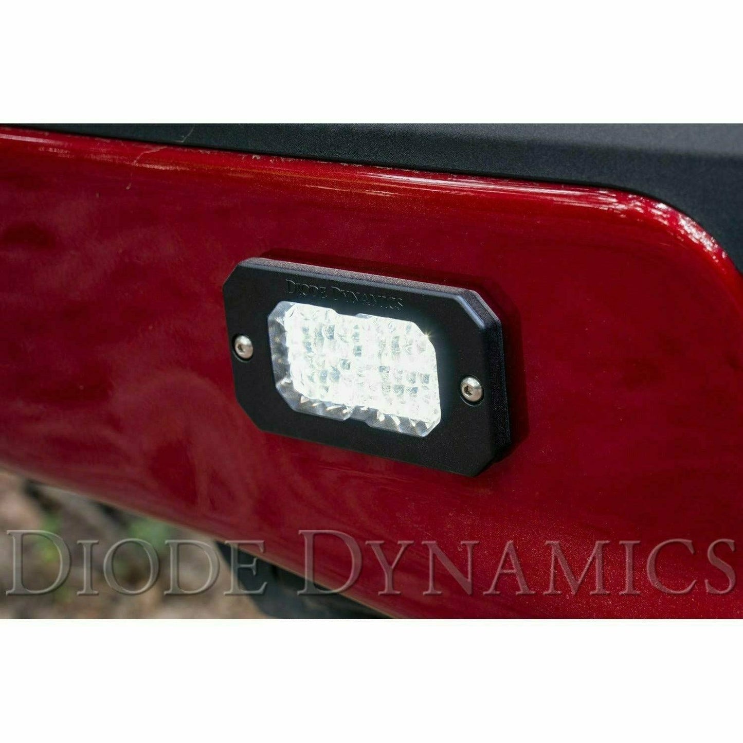 Stage Series 2" White Sport Flush Mount LED Pod