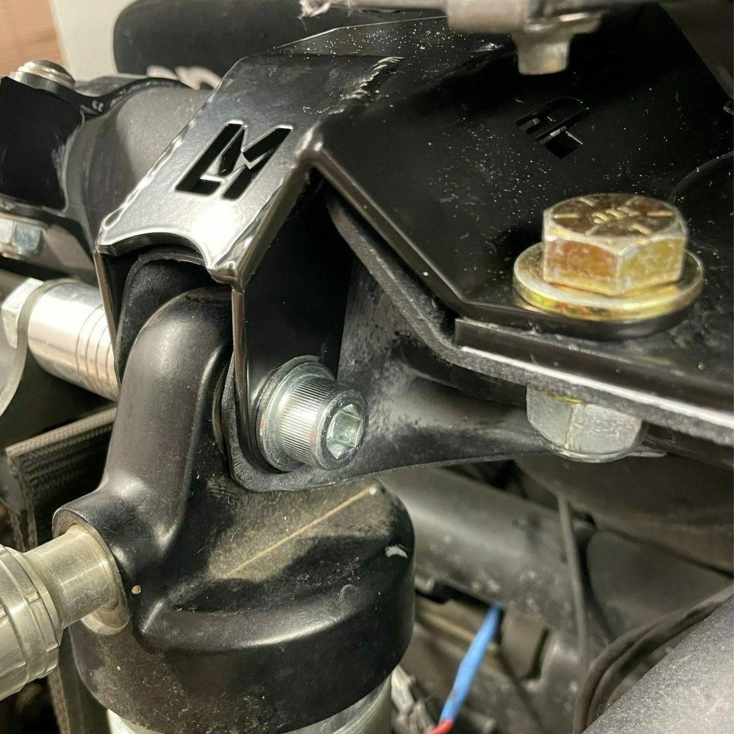 Can Am X3 Rear Shock Brace